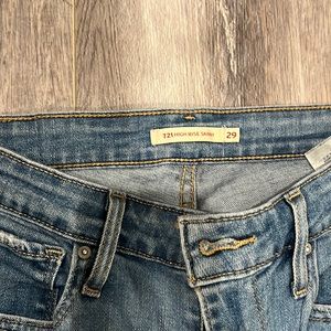 Levi skinny jeans